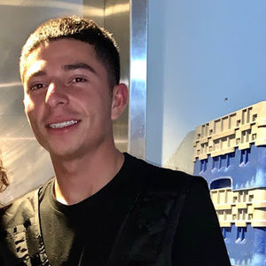 Meet your Posher, Edin